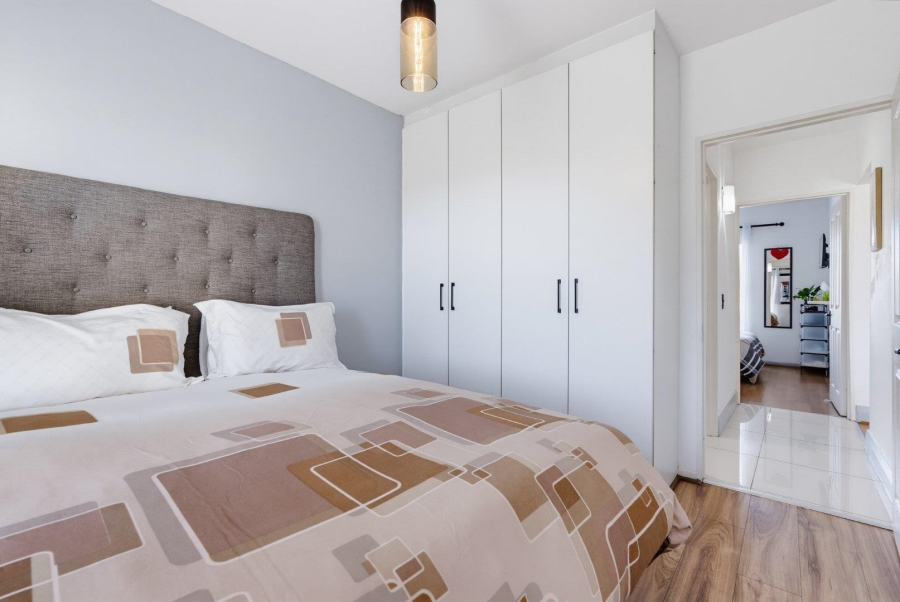 2 Bedroom Property for Sale in Milnerton Western Cape